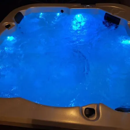 Coeur Piscine Et * Toulouse